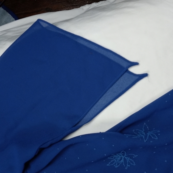 C.O.C. womens beaded layered v neck top - Picture 4 of 10